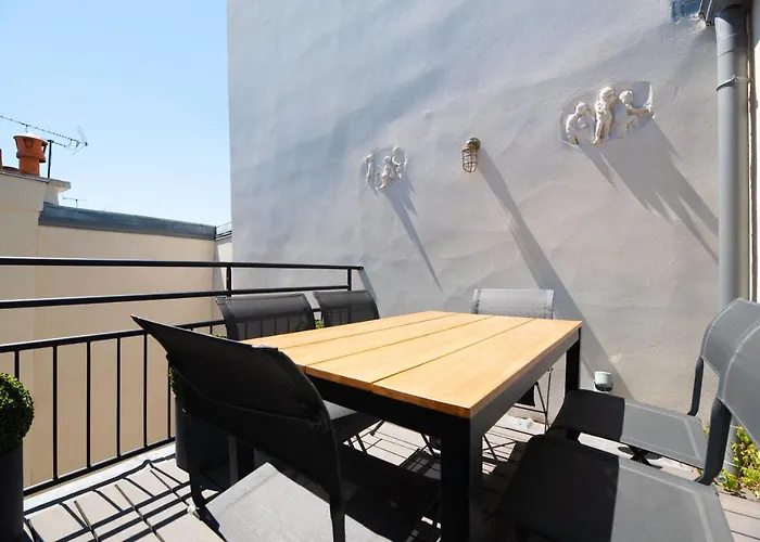 Résidence Du Louvre Paris