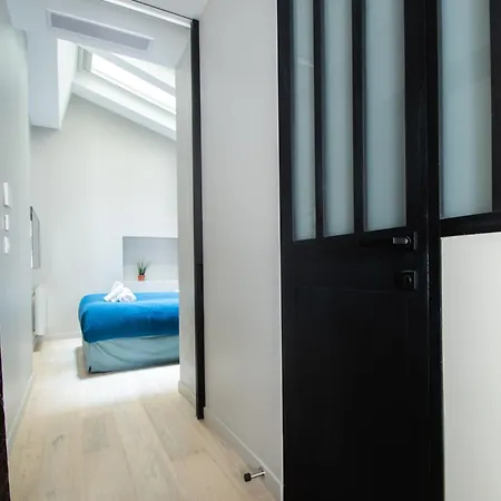Du Louvre Apartmán *